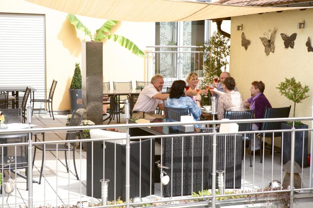 Kleines Landhaus Wendel Hotel Kapellen-Drusweiler Luaran gambar